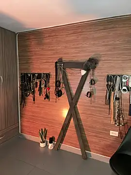 yey bdsm online show from June 2026 03:33:01 PM