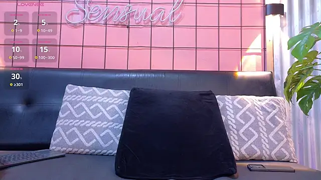 antony bigdick  online show from April 2026 07:22:01 PM
