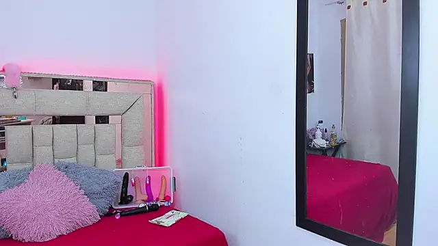 Snapshot of melody_bonnet chatting on October 2025 01:28:02 AM melody bonnet online show from October 2025 01:28:02 AM