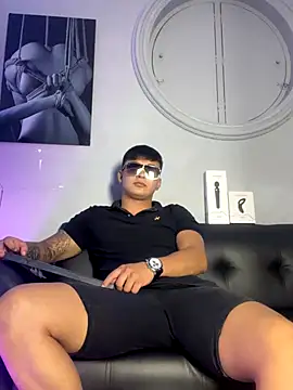 Cristopher strong online show from September 2025 11:59:01 AM