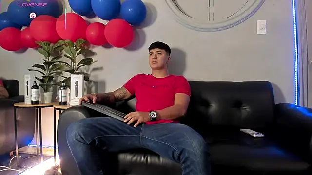 Cristopher strong online show from June 2026 12:15:02 PM