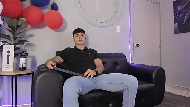 Cristopher strong online show from June 2026 11:58:01 AM