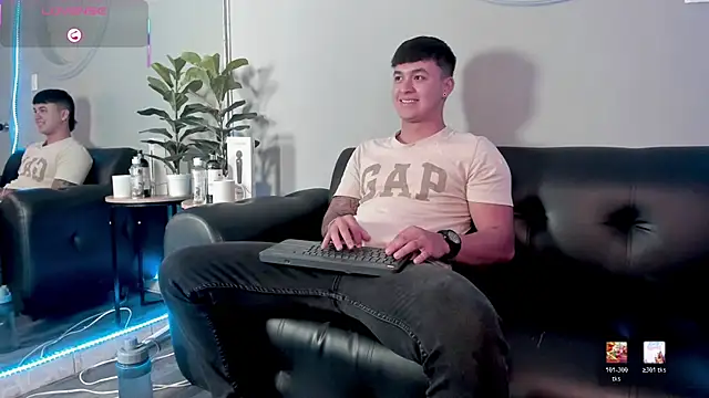 Cristopher strong online show from July 2026 02:02:01 PM