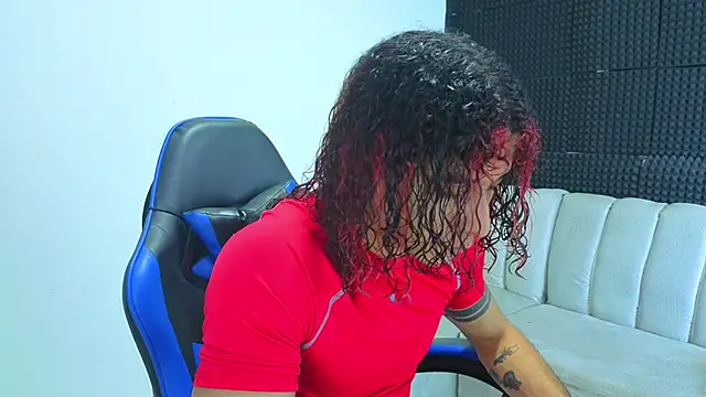 Demitryo online show from September 2025 03:18:02 AM