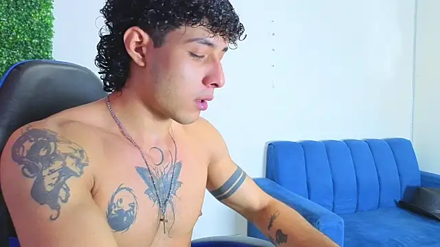 Demitryo online show from June 2026 05:34:02 PM