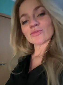 AlisonXCristal online show from March 2026 05:41:02 PM