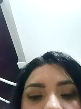 Snapshot of lolaa_staars chatting on December 2024 11:47:02 PM lolaa staars online show from December 2024 11:47:02 PM