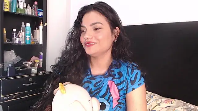 Snapshot of lolaa_staars chatting on February 2025 03:26:02 AM lolaa staars online show from February 2025 03:26:02 AM