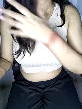 Ms Neera online show from March 2025 03:31:02 PM