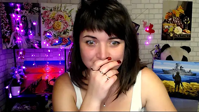 Darina M  online show from October 2025 03:55:02 PM