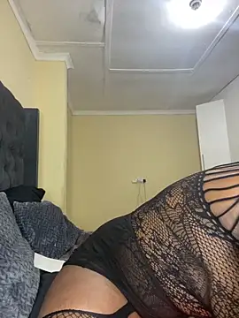 DarkBerry87 online show from June 2026 10:21:02 PM