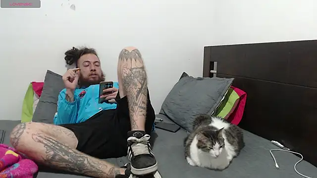 Nanna and Balder online show from February 2025 01:14:01 AM