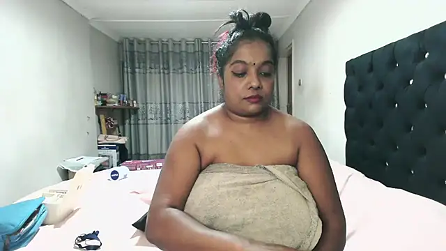 Indianmayaxoxo online show from November 2025 03:23:01 PM