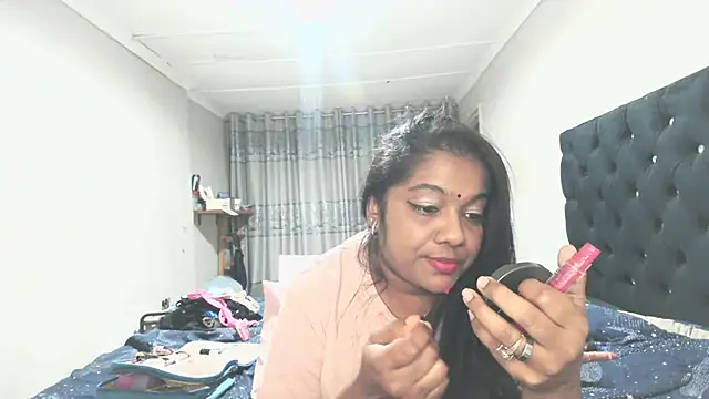 Indianmayaxoxo online show from June 2026 04:40:02 PM