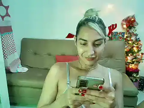 Snapshot of mandy_berrys chatting on December 2024 02:36:01 AM mandy berrys online show from December 2024 02:36:01 AM