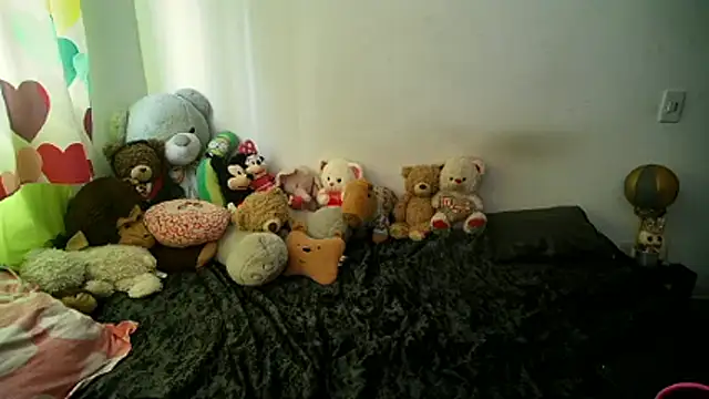 Snapshot of mandy_berrys chatting on January 2026 12:52:01 PM mandy berrys online show from January 2026 12:52:01 PM