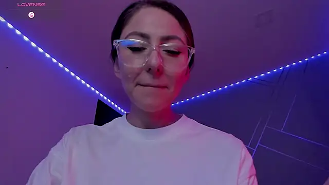 Ich Bin Julia online show from February 2025 02:59:02 PM