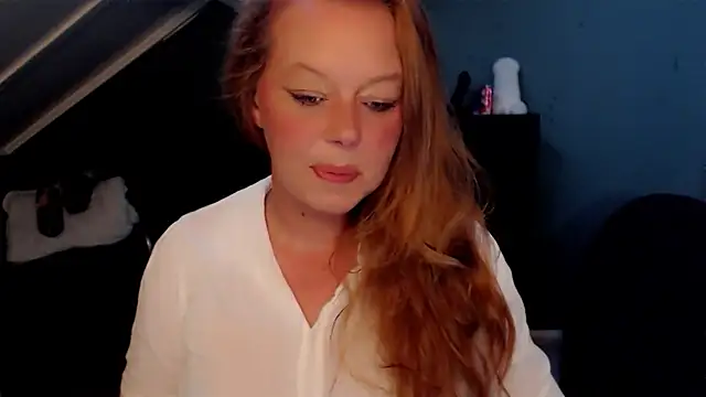 roxanna24 online show from June 2026 07:48:01 PM