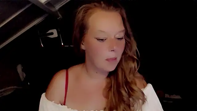 roxanna24 online show from June 2026 09:20:02 PM