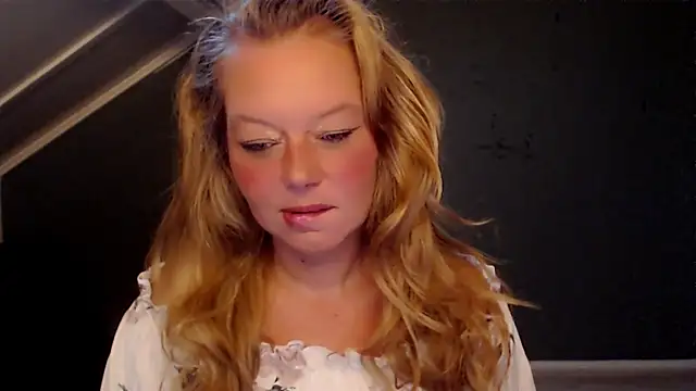 roxanna24 online show from July 2026 08:32:01 AM