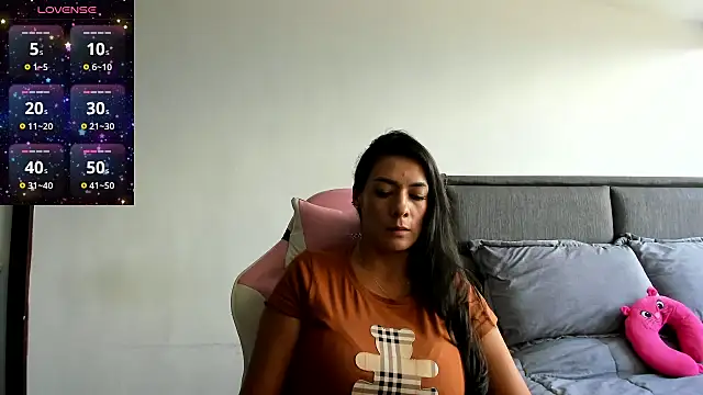 Snapshot of sara_maisa chatting on January 2025 05:53:01 PM sara maisa online show from January 2025 05:53:01 PM