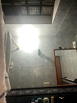 Freya Artemisa online show from November 2025 06:21:01 PM