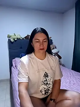 renata hot1 online show from September 2025 11:15:01 PM