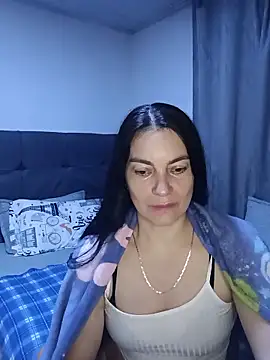 renata hot1 online show from June 2026 02:53:01 AM