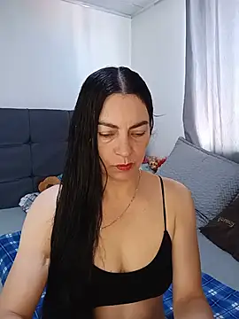renata hot1 online show from June 2026 07:38:01 PM