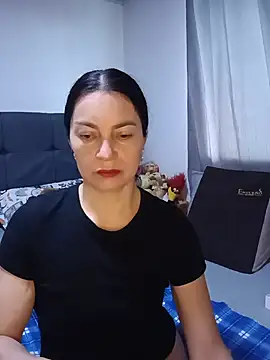 Snapshot of renata_hot1 chatting on July 2026 10:27:02 PM renata hot1 online show from July 2026 10:27:02 PM