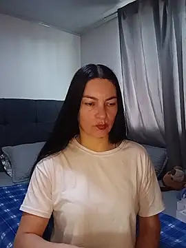 Snapshot of renata_hot1 chatting on July 2026 09:17:02 PM renata hot1 online show from July 2026 09:17:02 PM