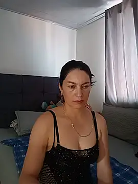 Snapshot of renata_hot1 chatting on August 2026 08:33:01 PM renata hot1 online show from August 2026 08:33:01 PM
