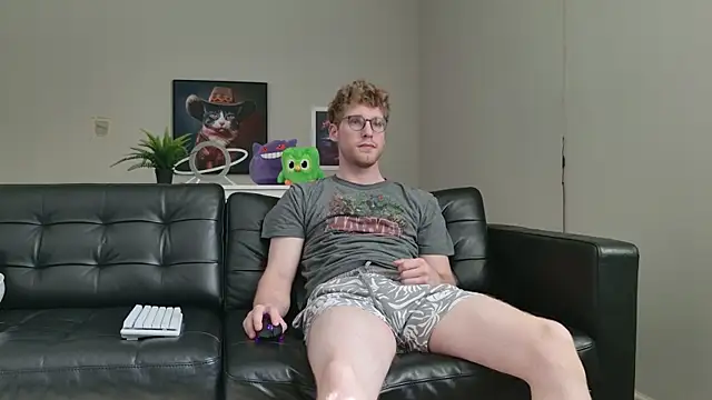 Snapshot of BlueEyedTallGuy94 chatting on September 2025 08:25:02 PM BlueEyedTallGuy94 online show from September 2025 08:25:02 PM