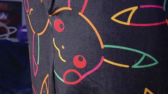 Snapshot of BlueEyedTallGuy94 chatting on October 2025 12:57:01 AM BlueEyedTallGuy94 online show from October 2025 12:57:01 AM