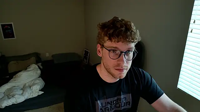 BlueEyedTallGuy94 online show from July 2026 01:47:01 AM