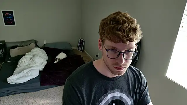 BlueEyedTallGuy94 online show from July 2026 10:28:02 PM
