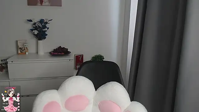 Snapshot of b4by_LoL1 chatting on March 2025 12:12:02 PM b4by LoL1 online show from March 2025 12:12:02 PM