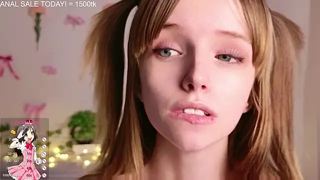 Snapshot of b4by_LoL1 chatting on March 2025 09:58:01 PM b4by LoL1 online show from March 2025 09:58:01 PM