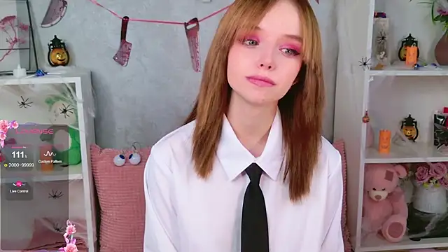 Snapshot of b4by_LoL1 chatting on November 2025 12:38:02 PM b4by LoL1 online show from November 2025 12:38:02 PM