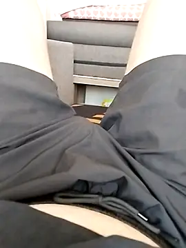 Grig1982 online show from September 2025 02:06:01 PM