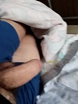 Grig1982 online show from November 2025 07:29:02 AM