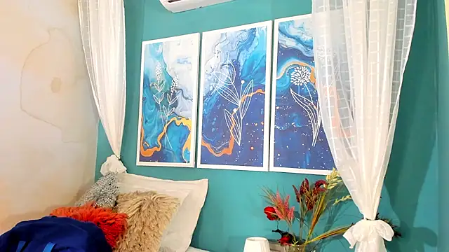 TianaReedd online show from March 2025 12:47:01 PM