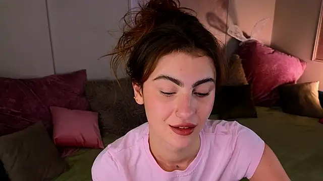 Snapshot of tomorrows_day chatting on October 2025 09:15:01 PM tomorrows day online show from October 2025 09:15:01 PM