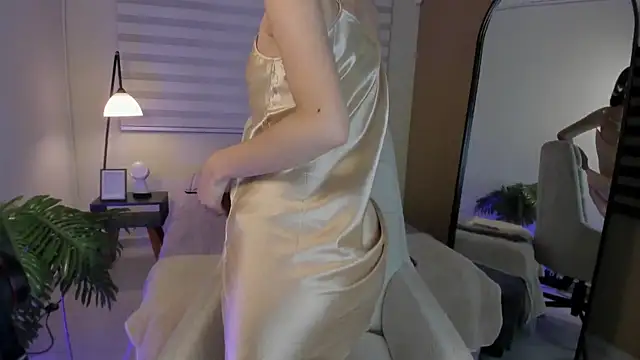Snapshot of Catyloves chatting on April 2026 10:18:02 PM Catyloves online show from April 2026 10:18:02 PM