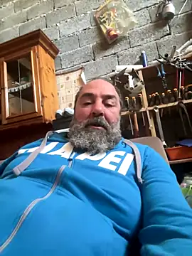 Snapshot of ros217 chatting on October 2025 10:45:02 AM ros217 online show from October 2025 10:45:02 AM