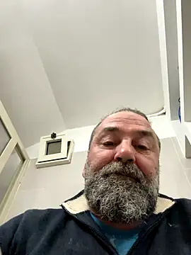 Snapshot of ros217 chatting on November 2025 03:23:02 PM ros217 online show from November 2025 03:23:02 PM