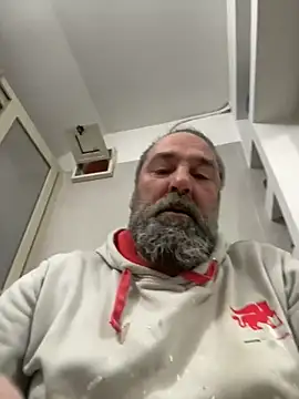 Snapshot of ros217 chatting on December 2025 03:09:02 PM ros217 online show from December 2025 03:09:02 PM