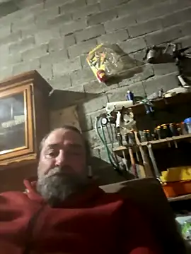 Snapshot of ros217 chatting on January 2026 09:18:01 PM ros217 online show from January 2026 09:18:01 PM