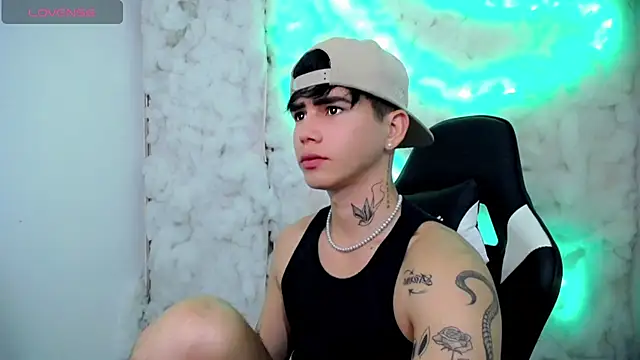 Tayson Rivers online show from November 2025 10:58:02 PM