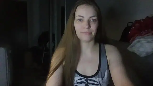 AnnaDiamond1 online show from April 2026 10:26:02 PM